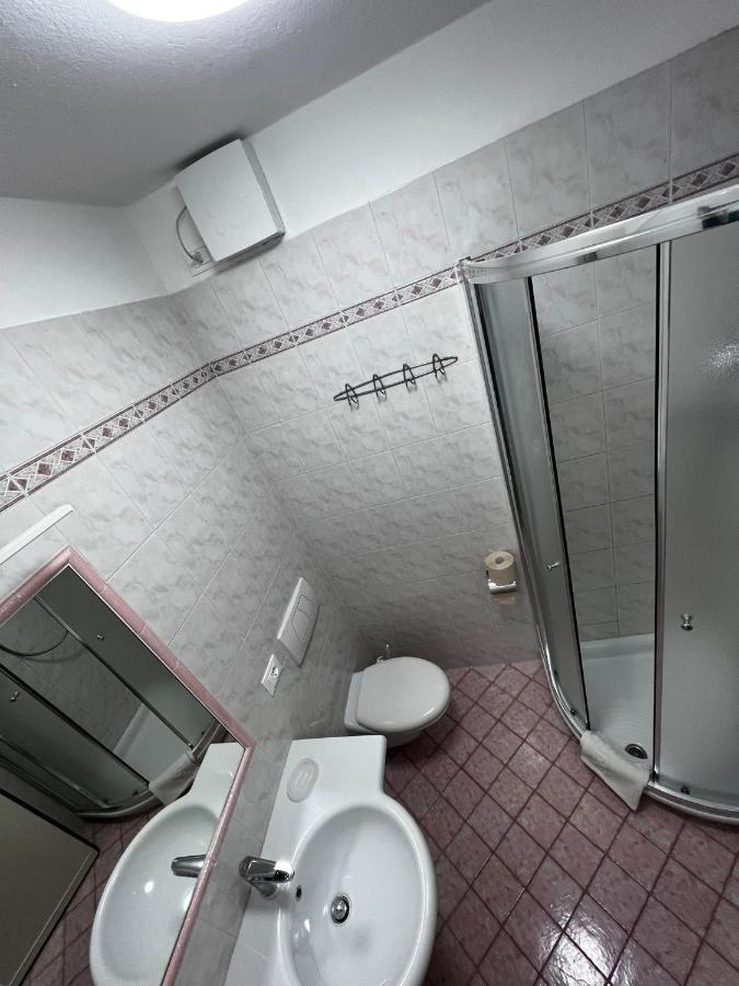 Apartment Cornicello With Pool By Glam Bardolino Kültér fotó